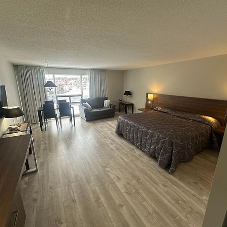 Hotel Motel Le Voyageur Сен-Жорж Екстериор снимка